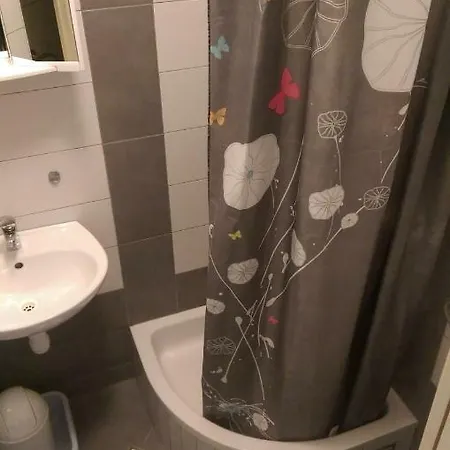 Apartmani Dina Makarska Exteriör bild