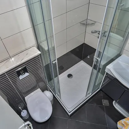 Apartmani Dina Makarska Exteriör bild