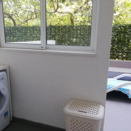 Apartmani Dina Makarska Exteriör bild