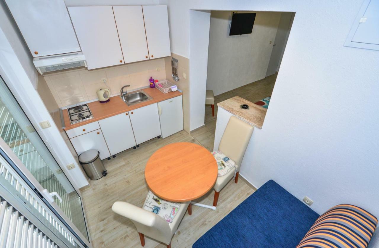 Dina Apartment