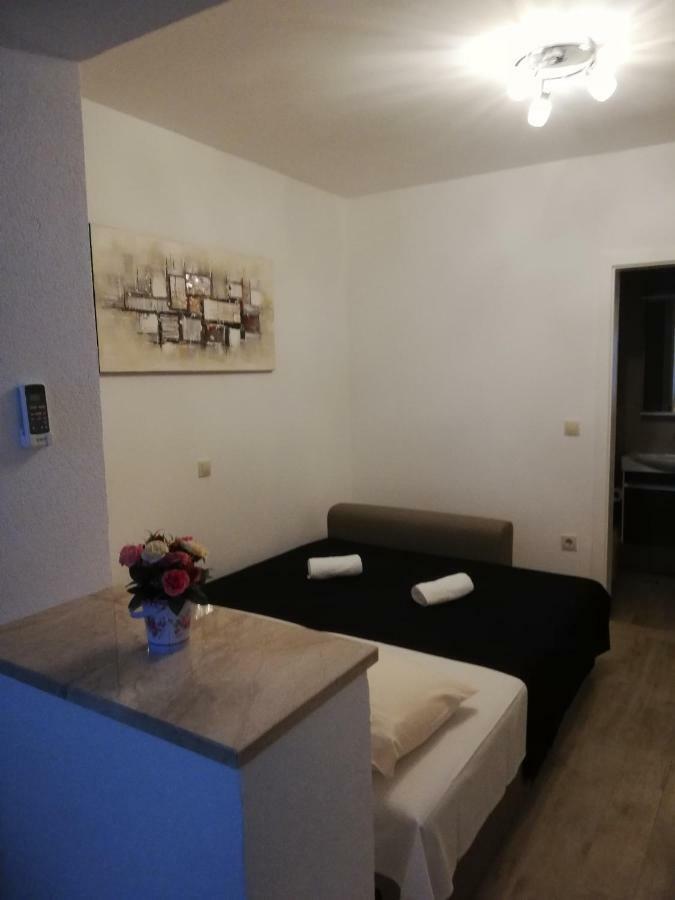 Apartment Dina